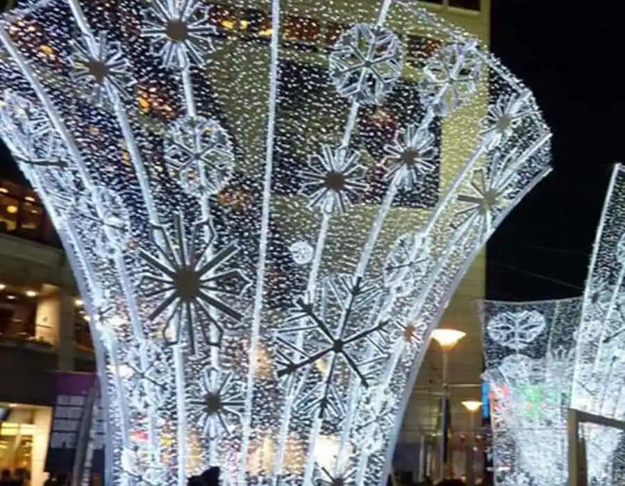 Plaza yılbaşı ışıklandırma