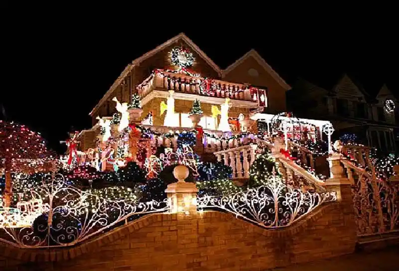 Ev balkon aplik LED dekorasyonu