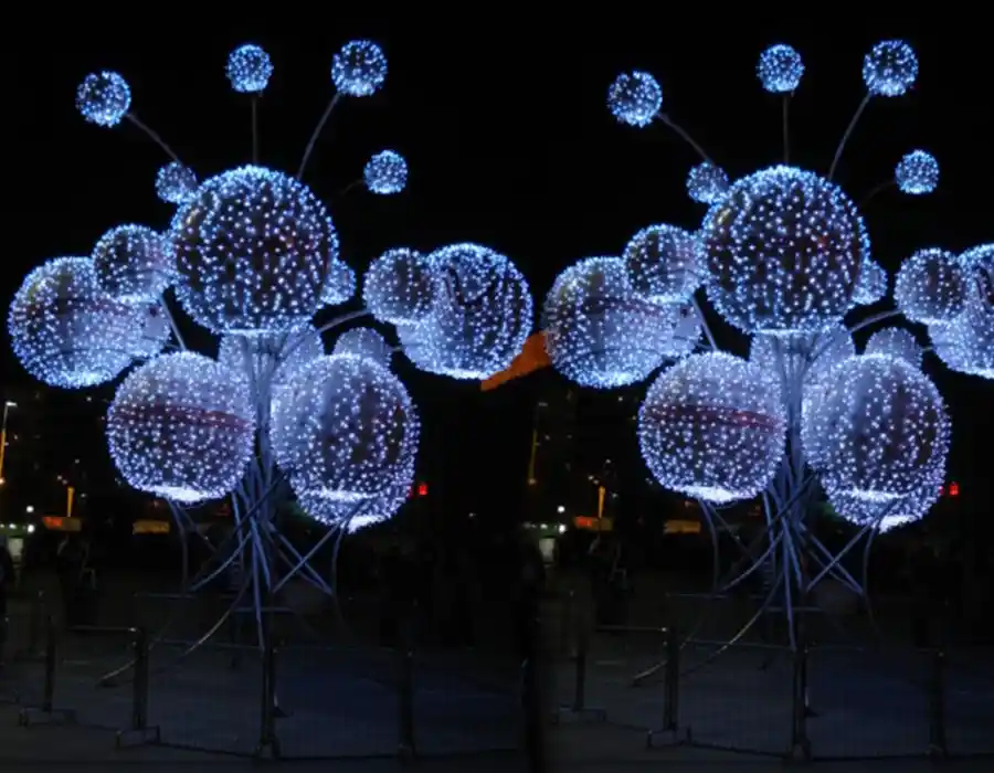 Yılbaşı LED küre süsleme