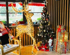 Işıklı Yılbaşı Geyiği